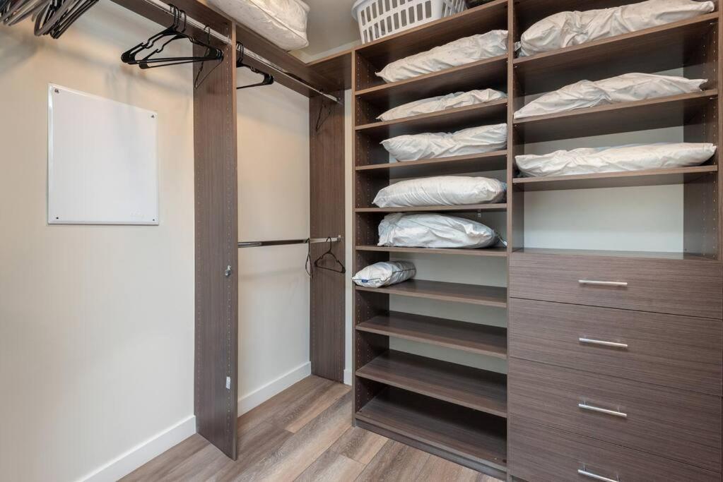 Luxurious Penthouse In Beverly Hills - Sleeps 10 Los Angeles Kültér fotó