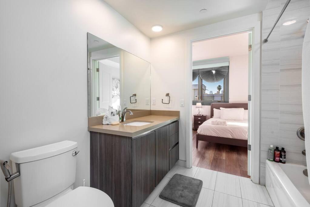 Luxurious Penthouse In Beverly Hills - Sleeps 10 Los Angeles Kültér fotó