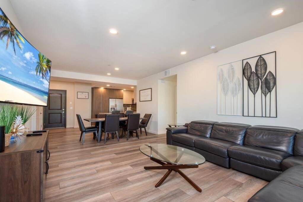 Luxurious Penthouse In Beverly Hills - Sleeps 10 Los Angeles Kültér fotó