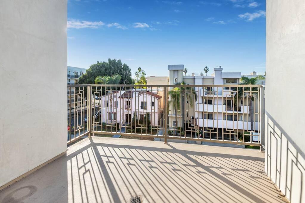 Luxurious Penthouse In Beverly Hills - Sleeps 10 Los Angeles Kültér fotó